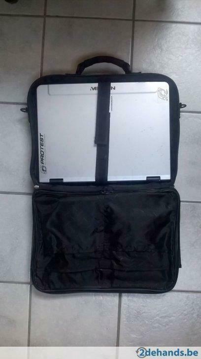 Laptop Medion MD 97500 windows XP, Informatique & Logiciels, Ordinateurs portables Windows, Utilisé, Enlèvement ou Envoi