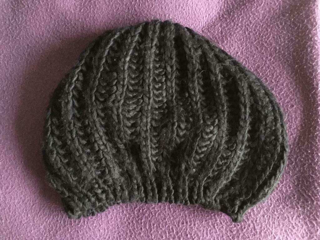 Bonnet noir, Atmosphere, Enlèvement ou Envoi, Porté, Bonnet