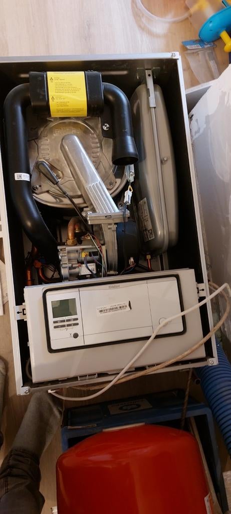 Vaillant ecoTEC plus VCW 296/5-5 R2, Bricolage & Construction, Chauffe-eau & Boilers, Enlèvement