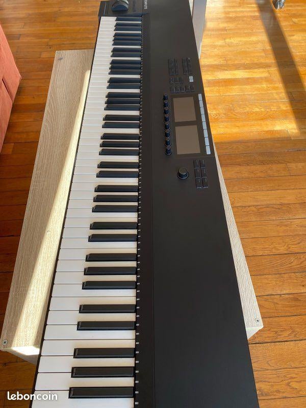 Clavier midi Komplete Kontroll S88mk2, Autres marques, Connexion MIDI, 88 touches, Utilisé