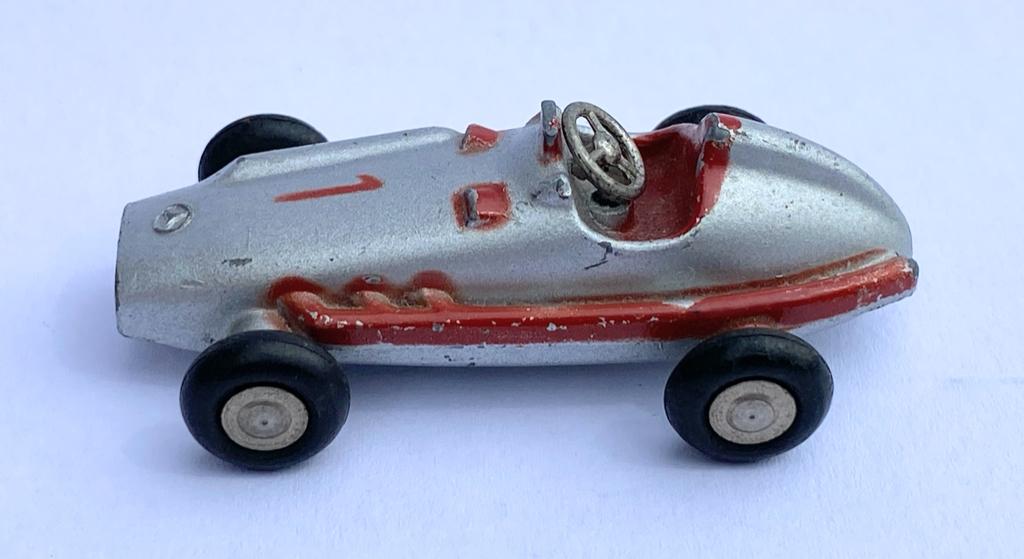 schuco, vintage, Piccolo Mercedes Benz 2,5l, scale 1/90, Ophalen of Verzenden
