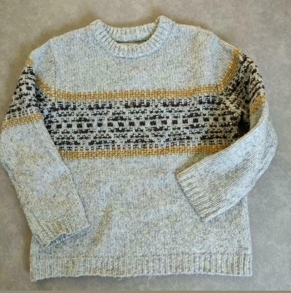 Lichtgrijze brei trui 128 zara, Kinderen en Baby's, Kinderkleding | Maat 128, Trui of Vest, Ophalen of Verzenden, Zo goed als nieuw