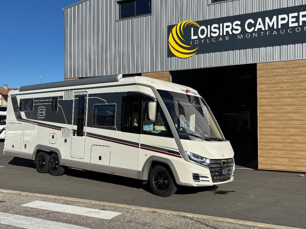 Camping-car neuf CARTHAGO CHIC E-LINE 64XL QB 2025, Caravanes & Camping, Camping-cars, Réfrigérateur, Intégral, Diesel, Siège en L
