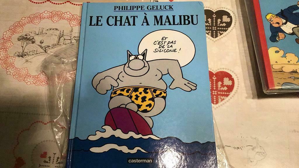 Le chat a Malibu (f), Ophalen of Verzenden, Zo goed als nieuw