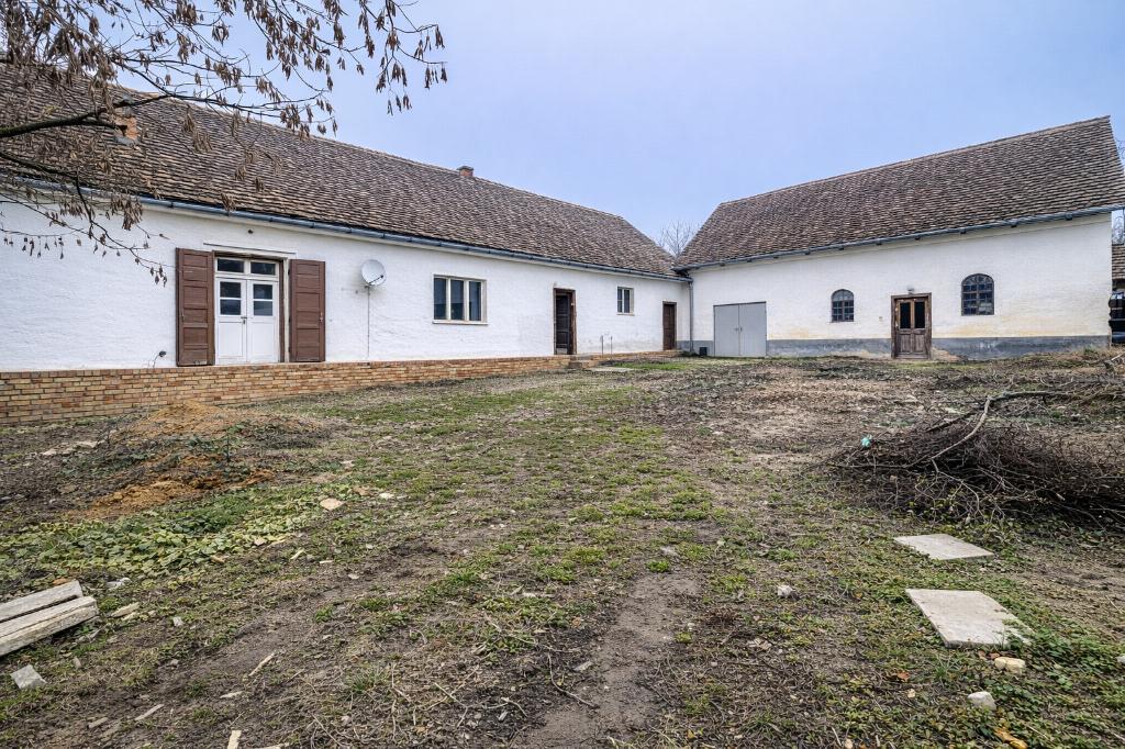 Landelijk droomhuis met bijna 3.000 m² grond in Geresdlak, Village, 117 m², 3 pièces, Europe autre