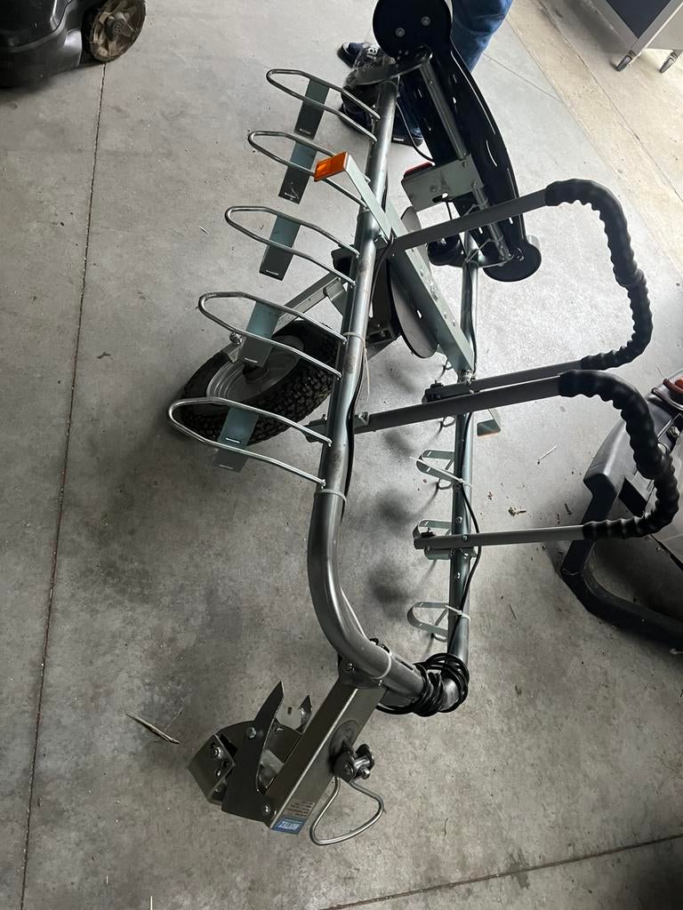 Porte vélos pour cinq neuf, Enlèvement, Neuf