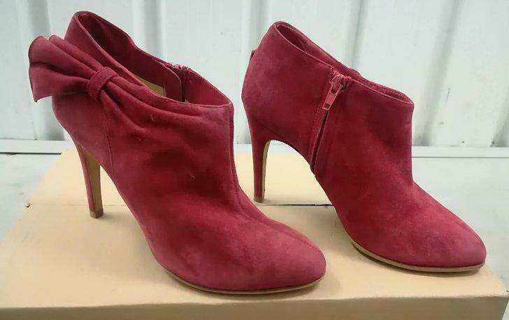 887* bottillons luxe rouges FURLA vrai daim (pointure 38), Enlèvement ou Envoi, Neuf, Boots et Botinnes