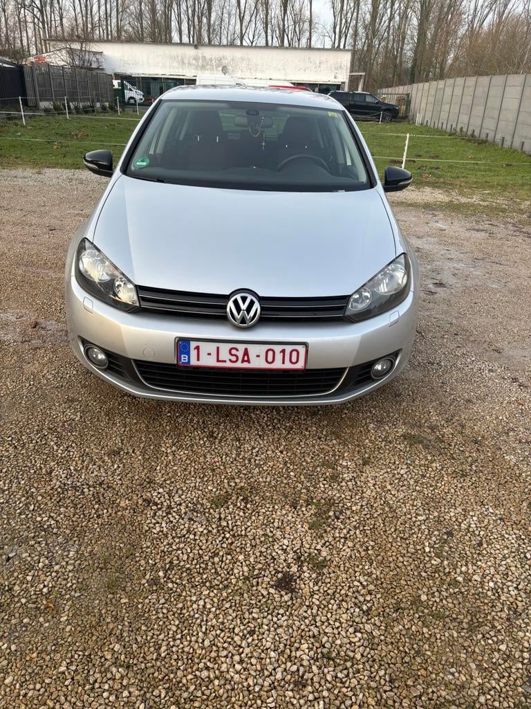 WV Golf 1.2 benzine.bij 11.01.2012.km 141600, Auto's, Volkswagen, Stof, 2 g/km, Dealer onderhouden, Stadsauto