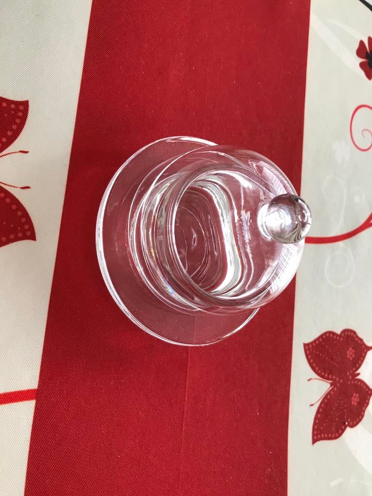 Petit beurrier de table 10cm dont 6cm pour beurre, Comme neuf, Uni, Récipient(s)