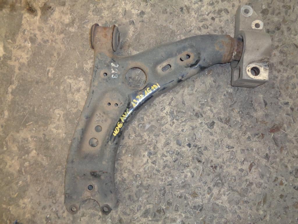 A vendre triangle avant gauche Audi A3 8P 1.6TDI, Enlèvement, Utilisé, Audi
