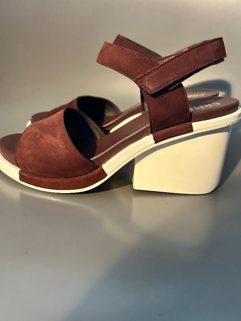 Chaussures femmes - Sandales à talon Camper - Pointure 36, Camper, Enlèvement, Porté, Sandales et Mûles