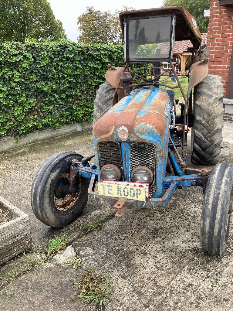 Tractor, Enlèvement, Utilisé