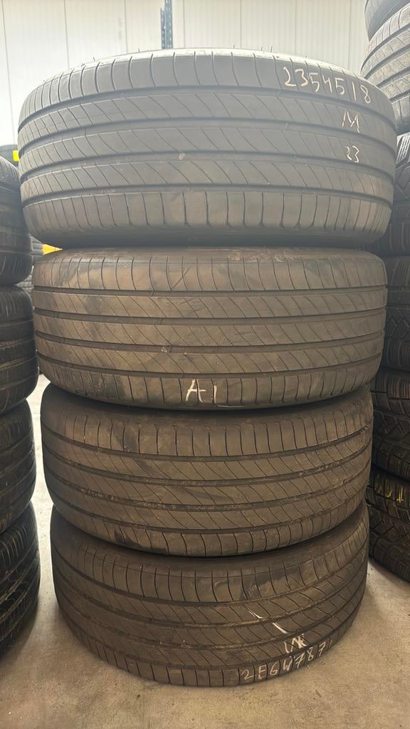 235/45/18  235/45R18  2354518 zomerbandan merk michelin, Ophalen