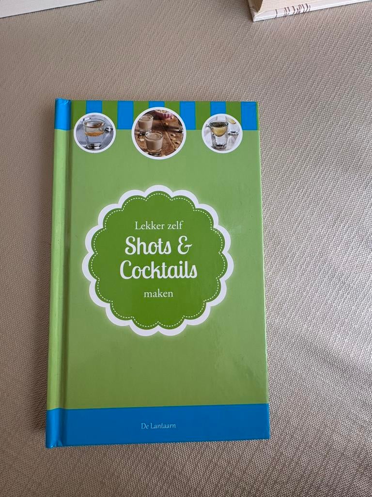 Shots & Cocktail de Lantaarn, Ophalen of Verzenden, Zo goed als nieuw