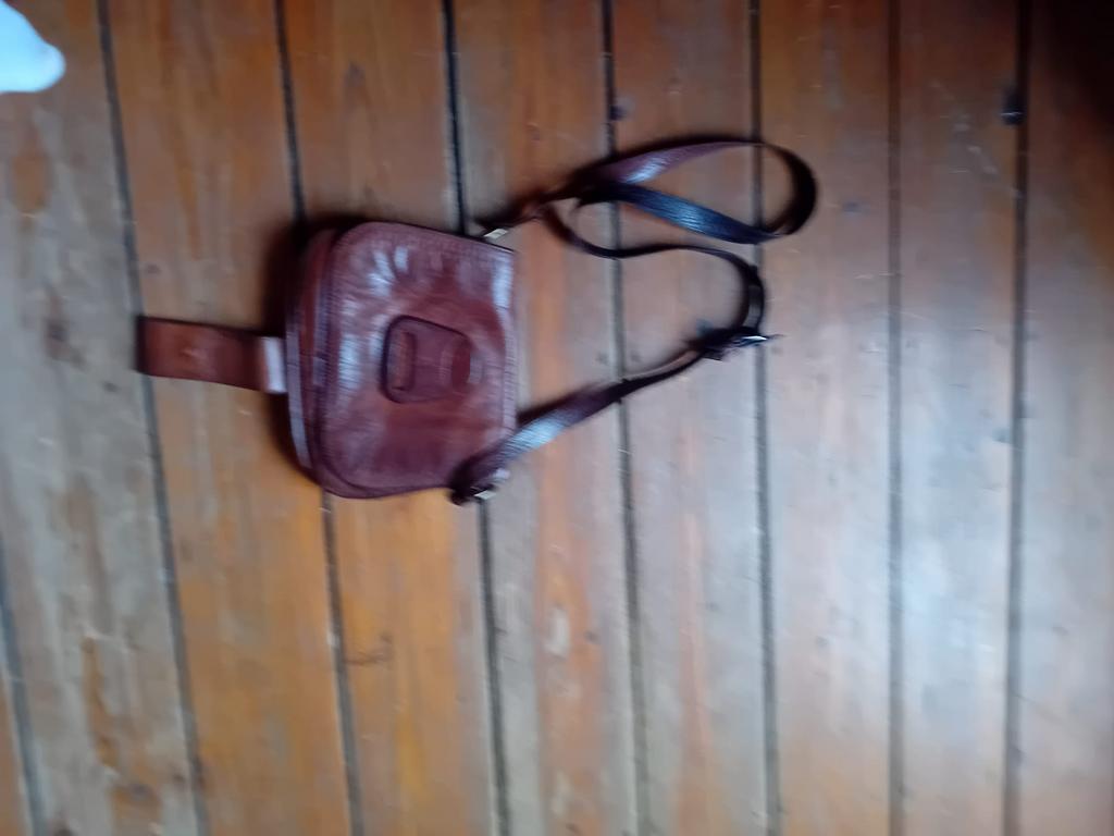 Sac à main en cuir, Enlèvement ou Envoi, Comme neuf, Brun, Sac à main