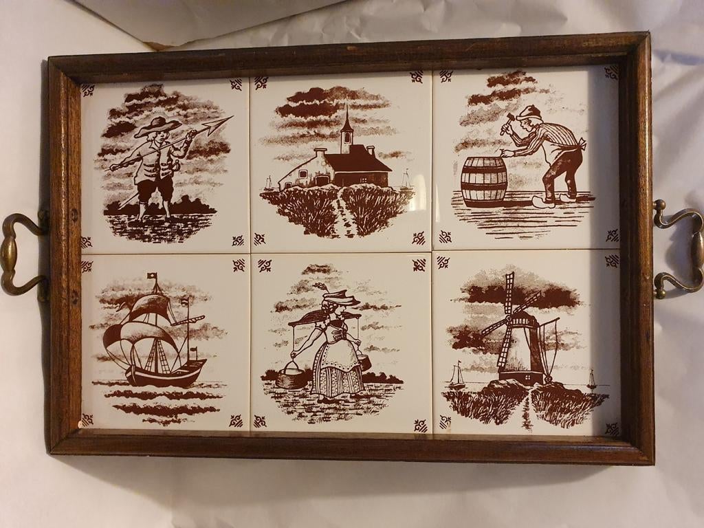 Plateau marron de Delft Carrelage et chêne - Delft, Maison & Meubles, Accessoires pour la Maison | Plateaux, Utilisé, Enlèvement ou Envoi