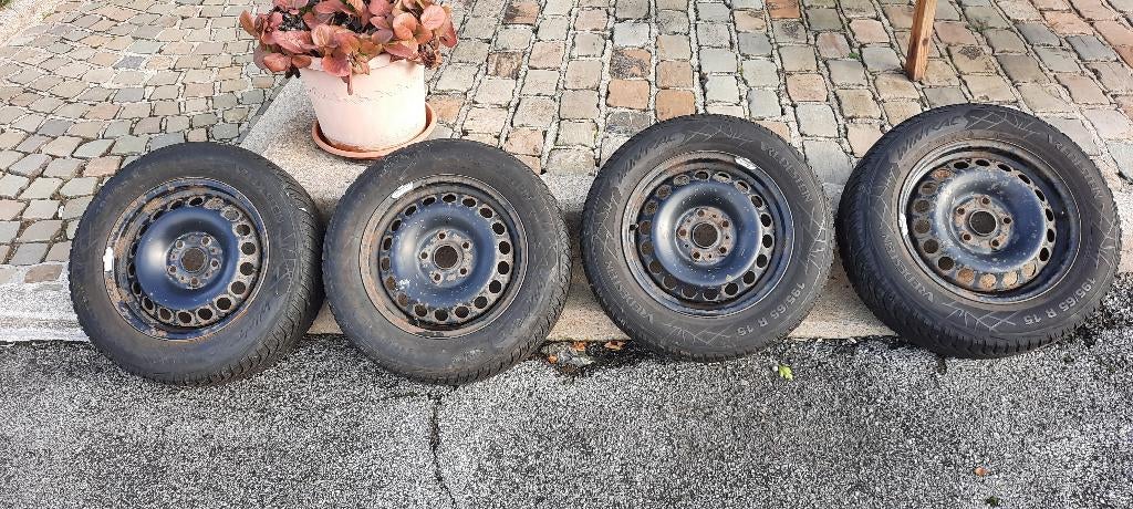 Roues hiver avec bon pneus VW, Seat, Skoda, Audi, 15 pouces, Pneus et Jantes, 4 Saisons, Enlèvement