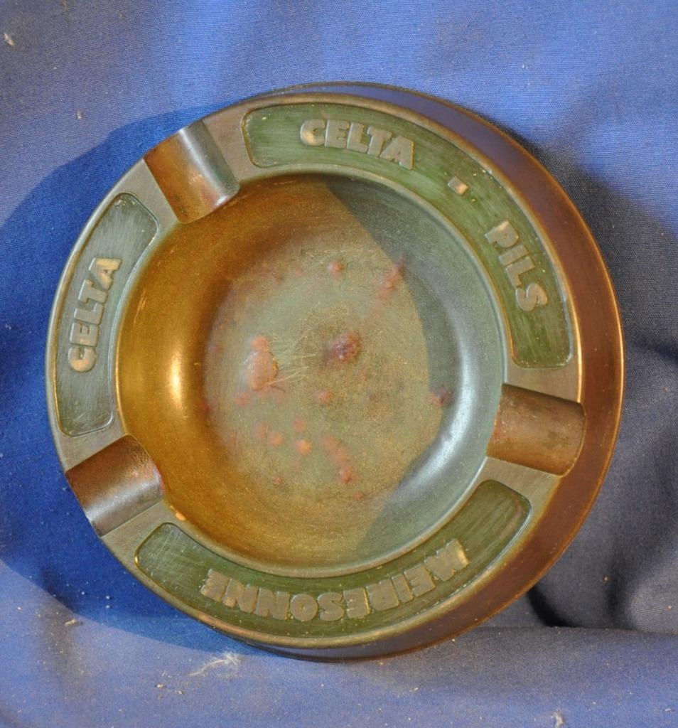 cendrier bakelite celta pils meiresonne, Enlèvement ou Envoi, Utilisé, Autres types, Autres marques