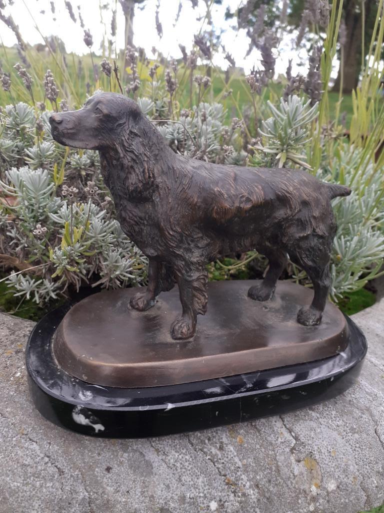 CHIEN DE CHASSE(springer spaniel) EN BRONZE SUR SOCLE, Enlèvement ou Envoi, Bronze