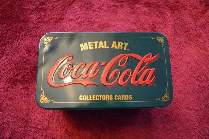 Boîte en étain Coca-Cola avec cartes de collection, Enlèvement ou Envoi, Neuf
