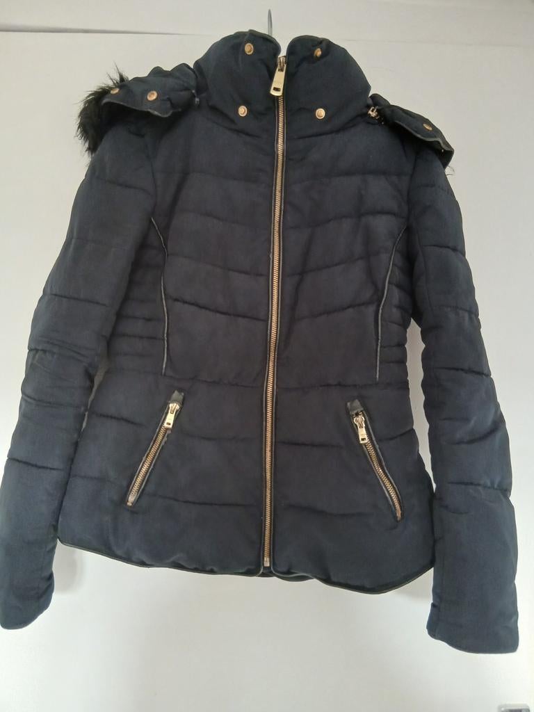 Doudoune noire Zara XS, Vêtements | Femmes, Vestes | Hiver, Enlèvement ou Envoi