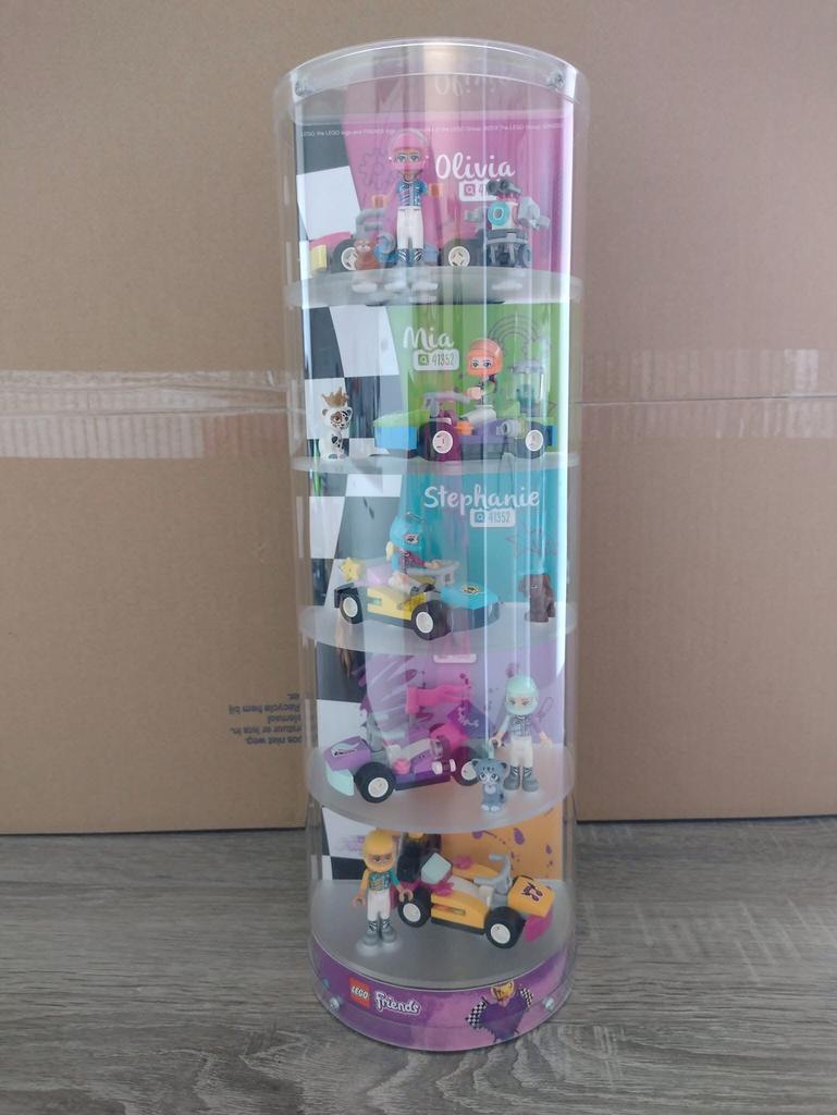 Lego Friends showcase Karts, Ophalen, Zo goed als nieuw, Lego