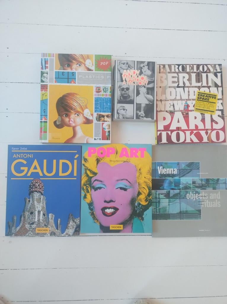 Lot kunstboeken, Ophalen