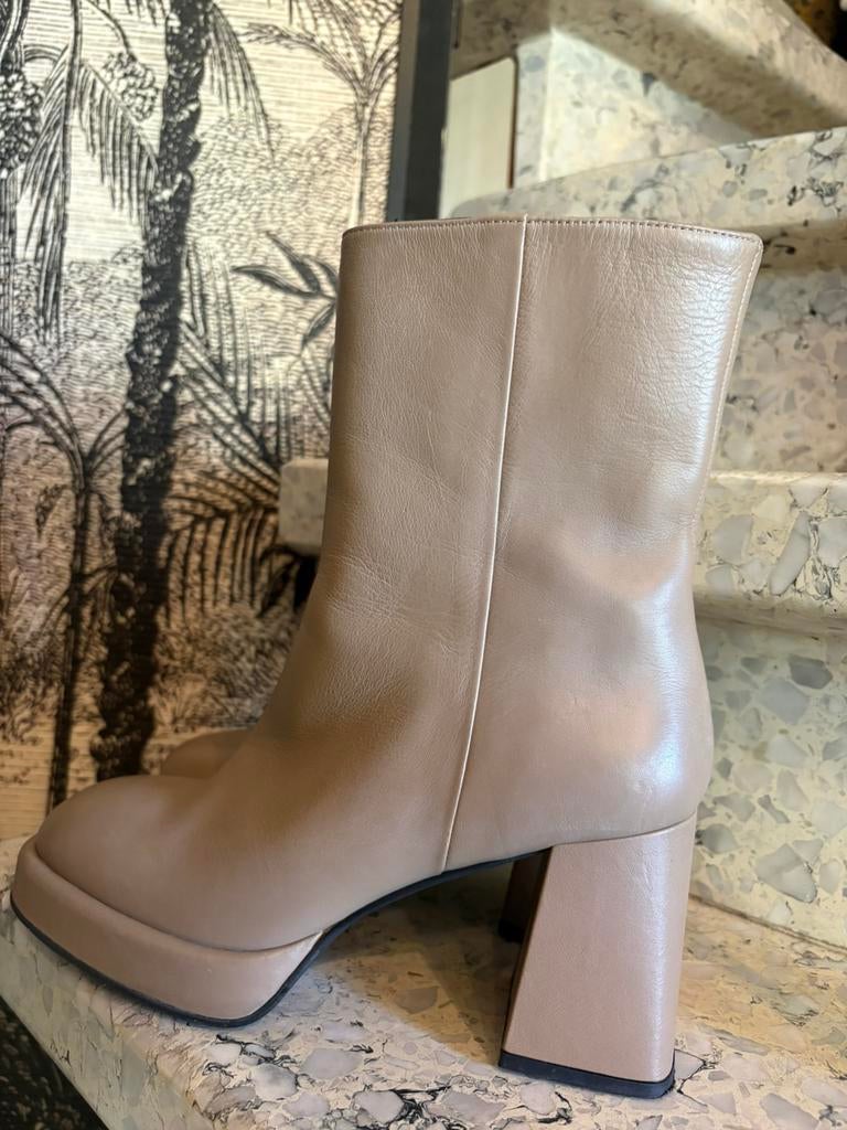 EVALUNA - Made in Italy boots (37,5) nieuw!, Kleding | Dames, Schoenen, Ophalen of Verzenden, Nieuw