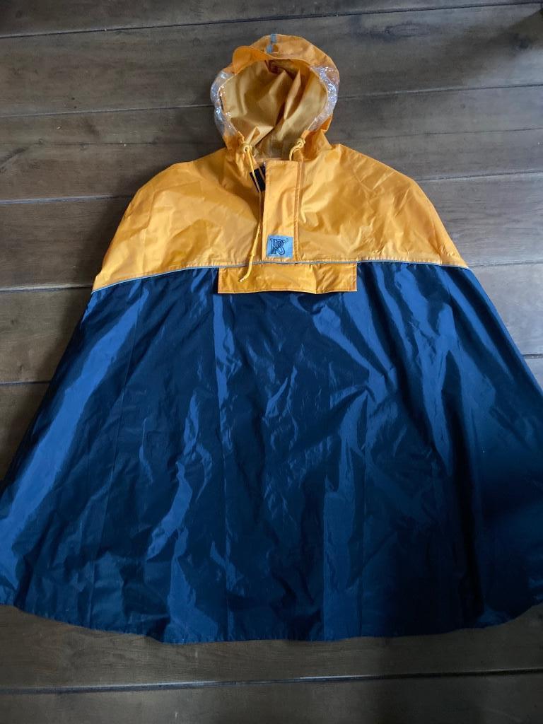 Regencape, Caravans en Kamperen, Ophalen
