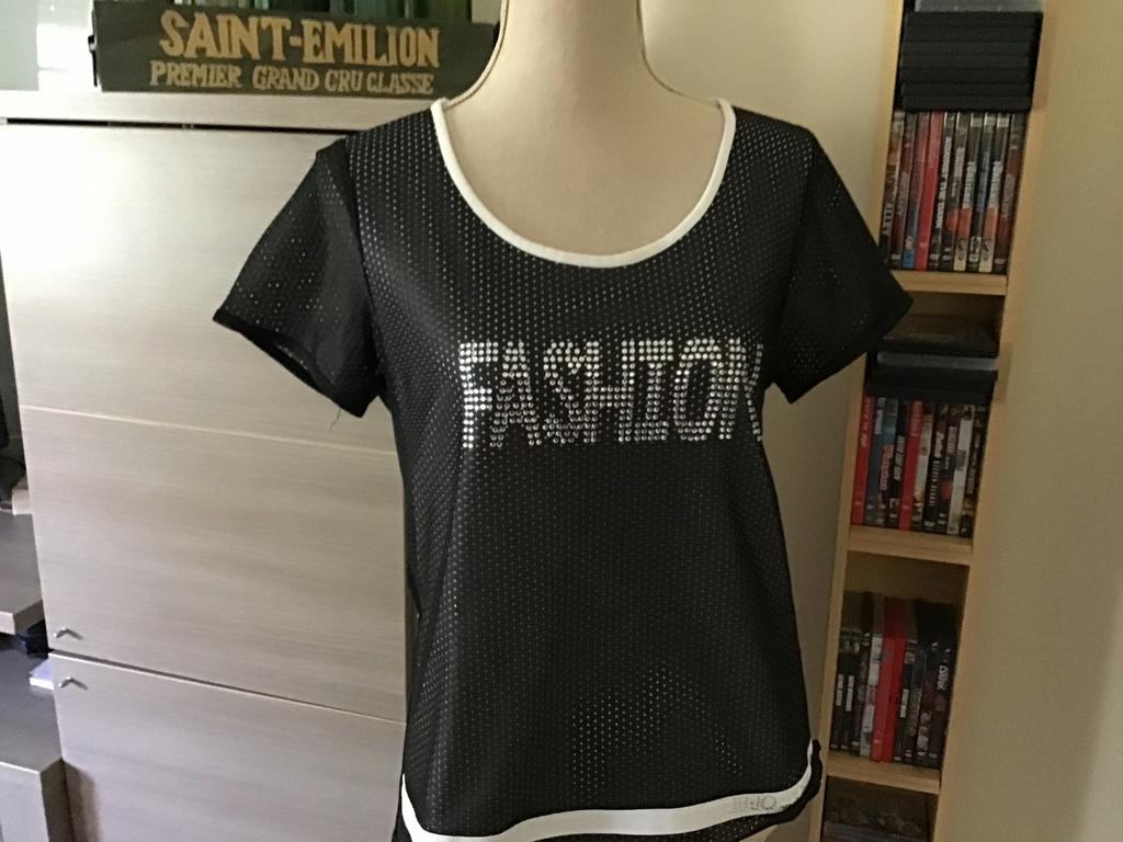 Shirt Liu Jo te klein gekocht  gevoerd, Ophalen of Verzenden, Zo goed als nieuw
