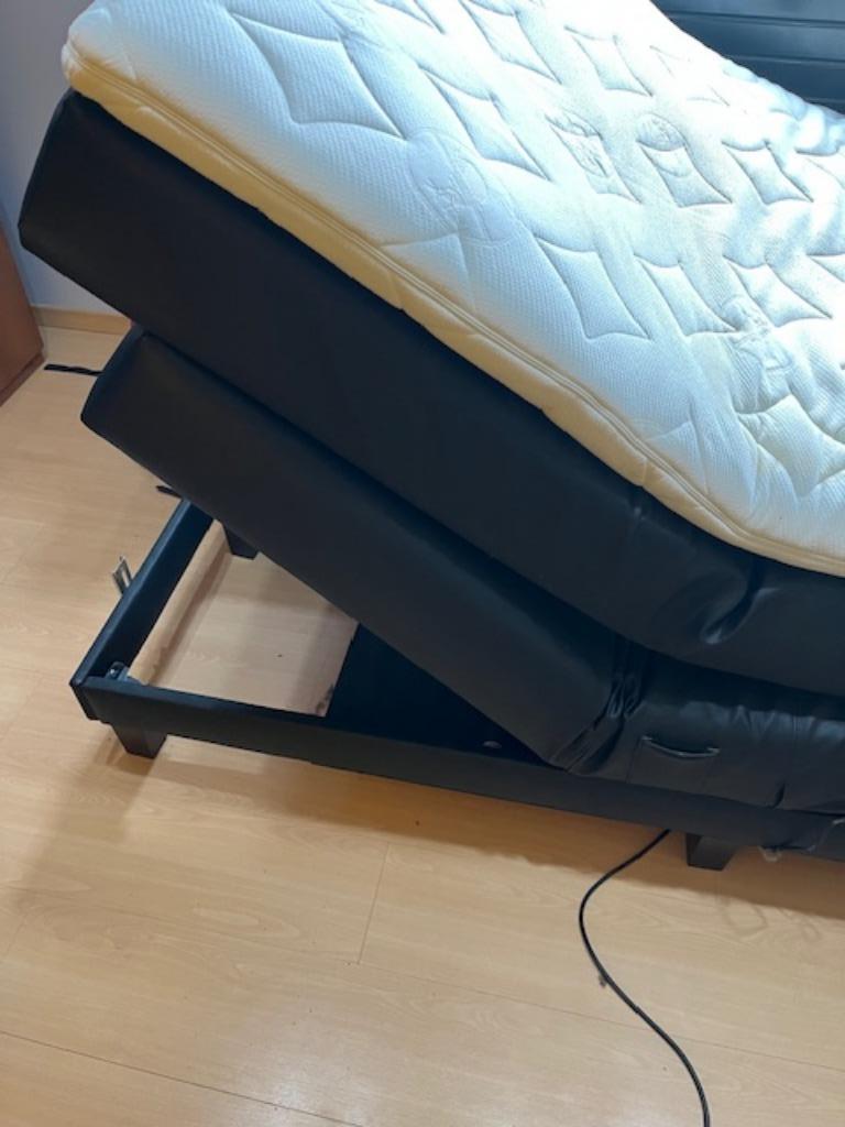 Sommier à ressorts électrique, Queen size, Enlèvement, Utilisé, 120 cm
