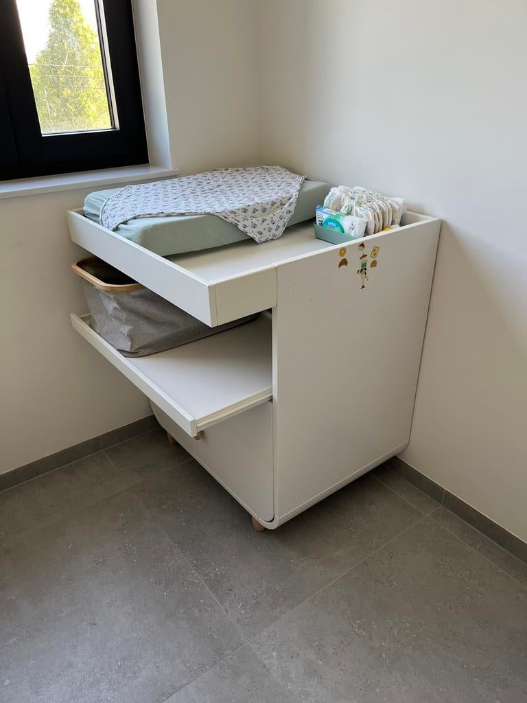 Commode pratique (Myllra IKEA), Enfants & Bébés, Enlèvement, Utilisé, Commode