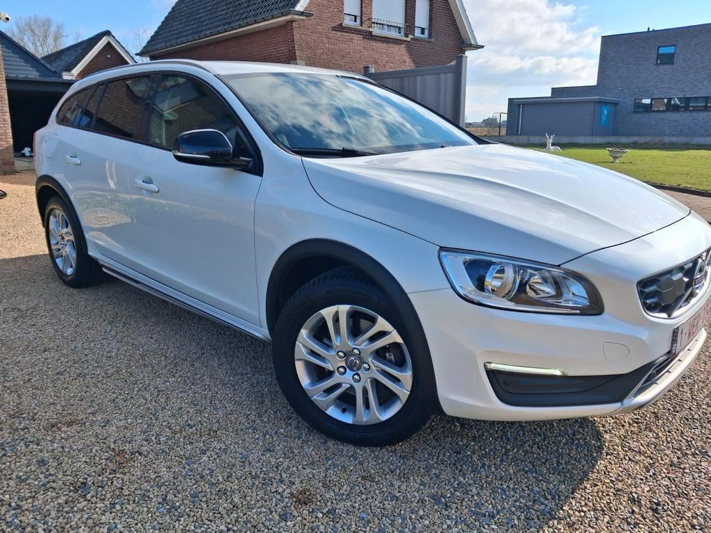 Volvo V60 Cross Country, Autos, Particulier, Achat, V60