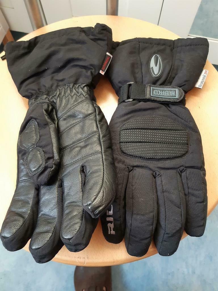 Gants Richa - taille M, Motos, Enlèvement ou Envoi, Gants