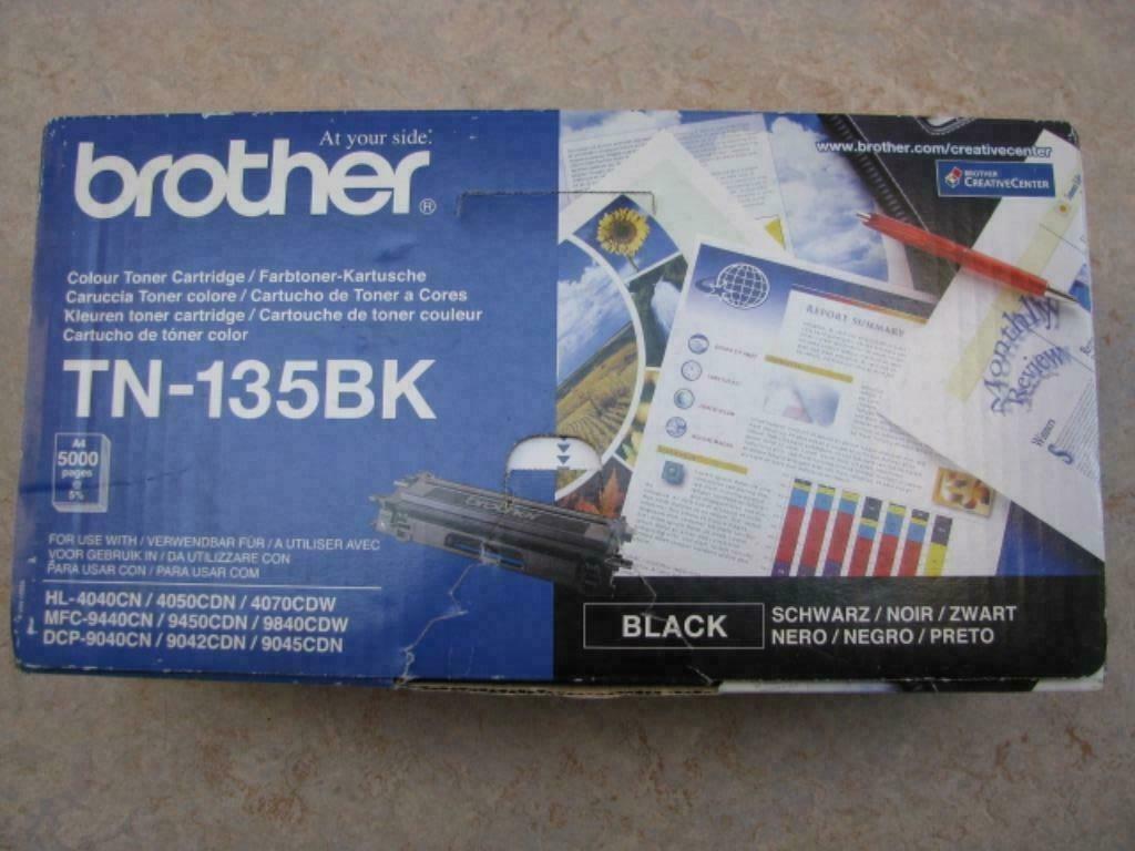 Nieuwe orig Brother toner TN-135BK (zwart) in dichte doos, Computers en Software, Ophalen of Verzenden, Nieuw, Toner, Brother