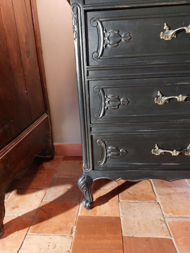 Commode bois  noirci, Enlèvement, Comme neuf