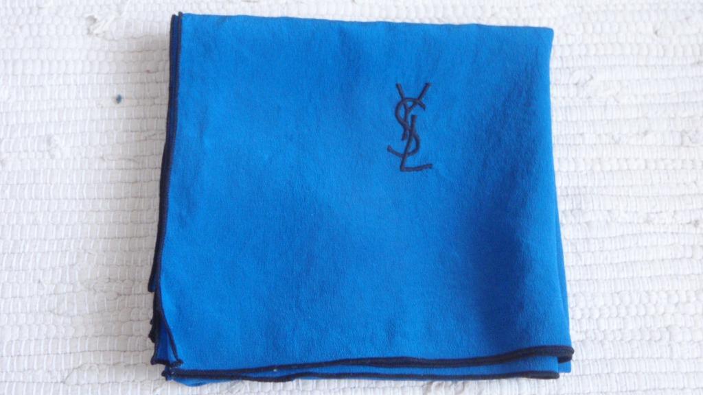 Elektrisch blauw vintage zijden sjaaltje Yves Saint Laurent, Ophalen, Sjaal