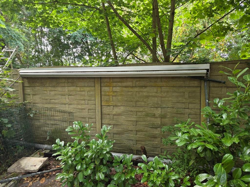 2x zonneluifel 1 van 4 meter en 1 van 4,27 m in goede staat., Tuin en Terras, Overkappingen, Ophalen, Gebruikt