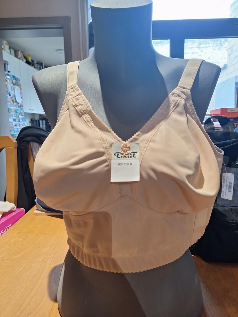 Triolet,bh maat eur 95D, fra 110D, Kleding | Dames, Triolet, Ophalen of Verzenden, Beige, BH