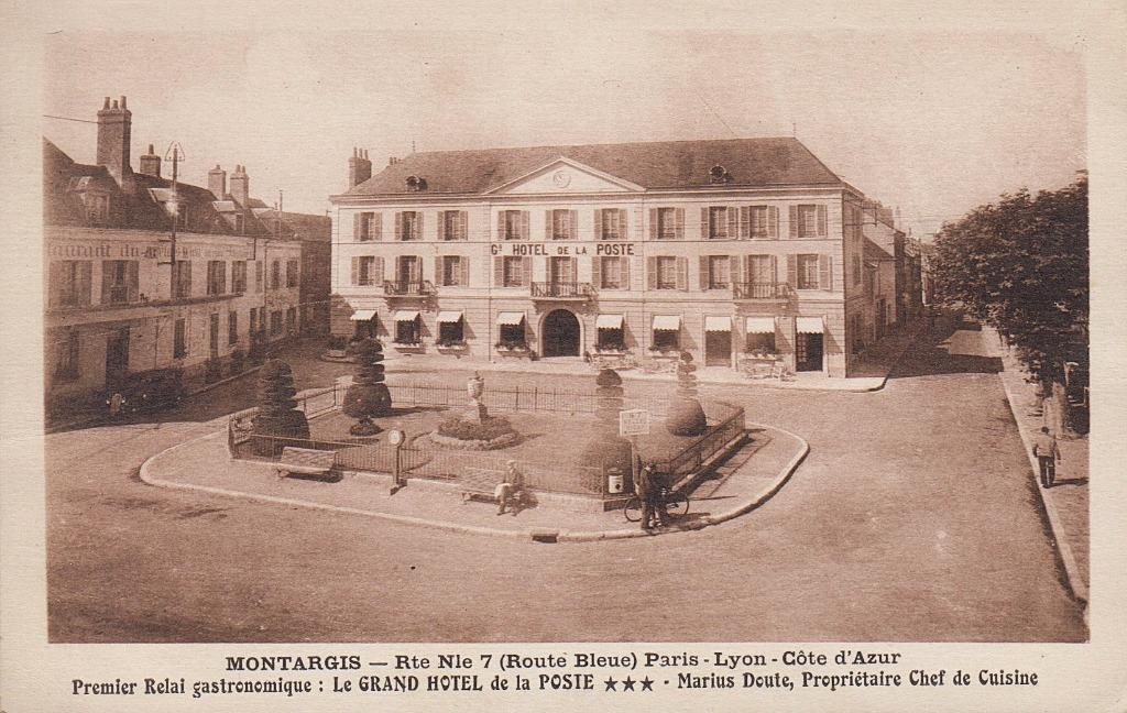 FRANKRIJK - Montargis: Le Grand Hotel de la Poste, Verzenden, Gelopen, Frankrijk