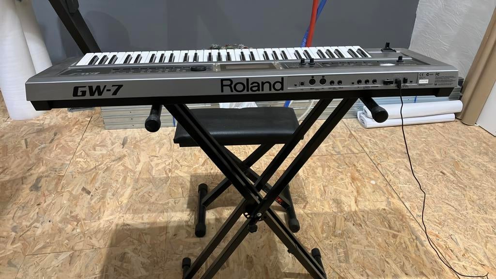 Synthesizer Roland GW7, Musique & Instruments, Claviers, Enlèvement, Comme neuf, Roland