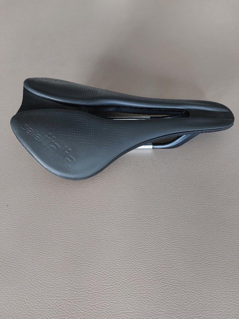 Fietszadel, Fietsen en Brommers, Ophalen, Nieuw, Zadel, Selle Italia