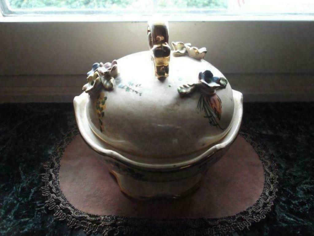 antieke sierpot met bloemenmotief, Ophalen of Verzenden