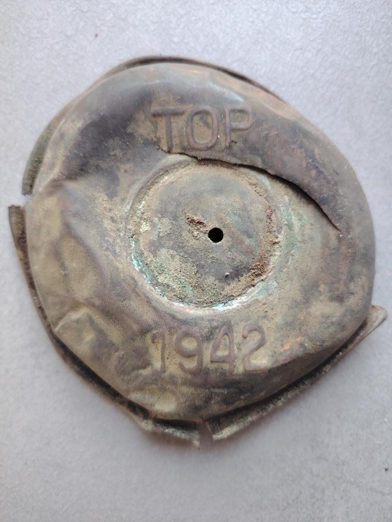 Objet cuivre , bronze daté 1942, Enlèvement ou Envoi, Autres, Autres types