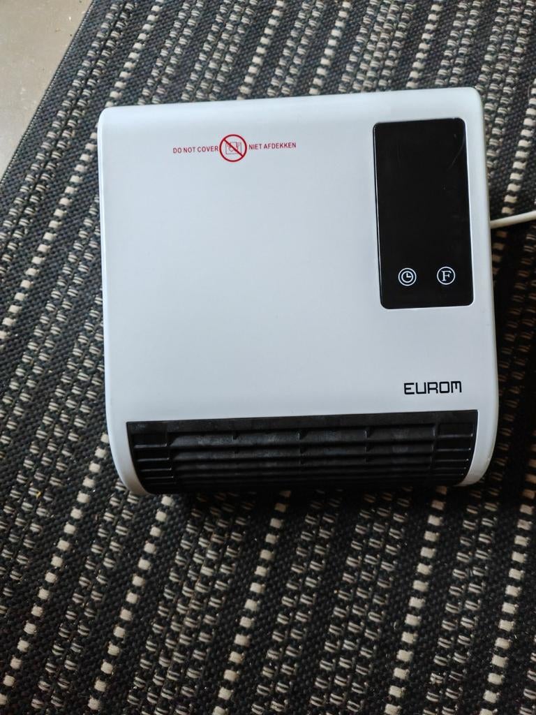 Eurom compacte badkamerkachel 2000w ventilatorkachel, Elektrisch, Gevelkachel, Ophalen of Verzenden, Zo goed als nieuw