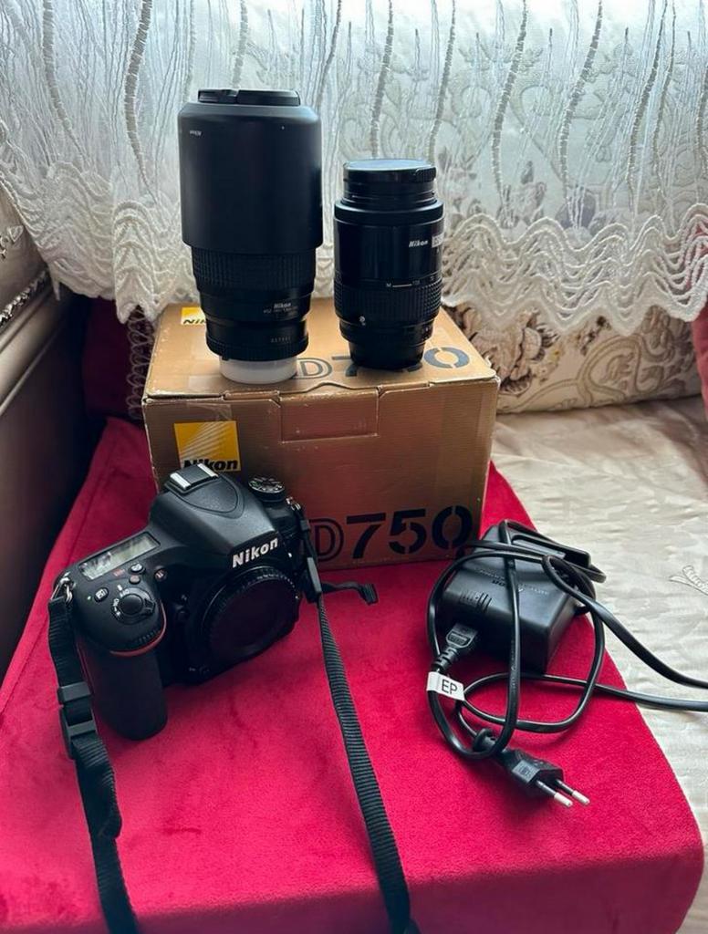 Nikon d 750 camera, Audio, Tv en Foto, Ophalen, Zo goed als nieuw, Nikon