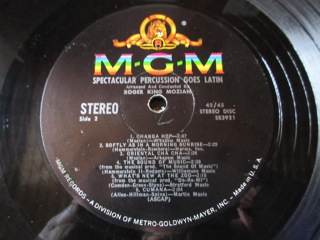 LP Roger King Mozian & His Orchestra (with oriental cha cha), 12 pouces, Single, Utilisé, R&B et Soul