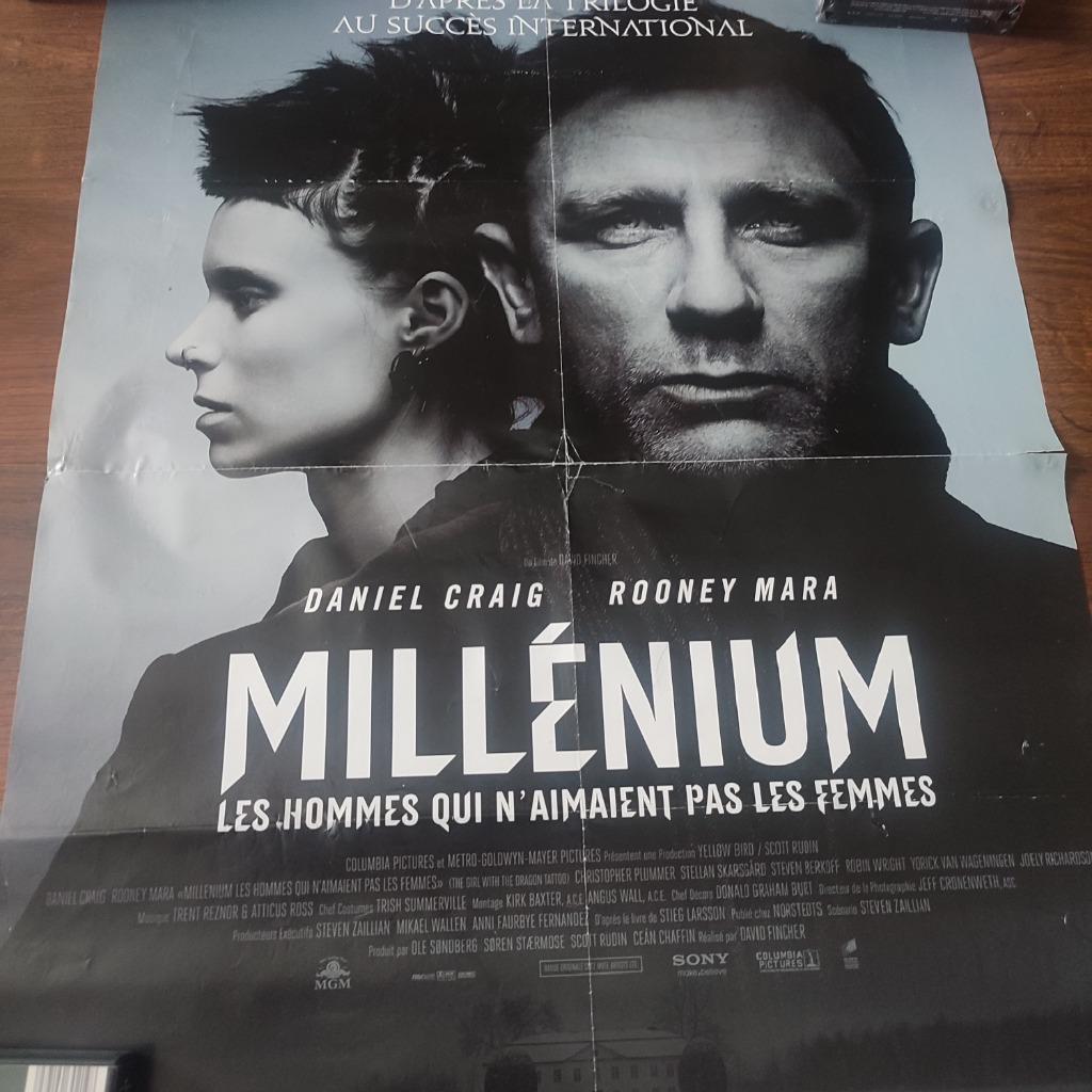 MILLENIUM - Poster (Stieg Larsson), Collections, Posters & Affiches, Enlèvement ou Envoi, Utilisé, Rectangulaire vertical, Cinéma et TV
