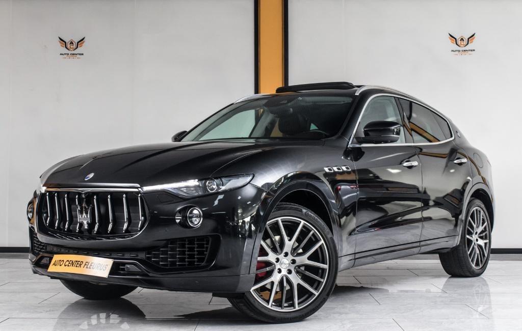 Maserati Levante 3.0 V6 Turbo / Full Options / Pack Sport, Auto's, Automaat, Euro 6, Parkeersensor, Leder