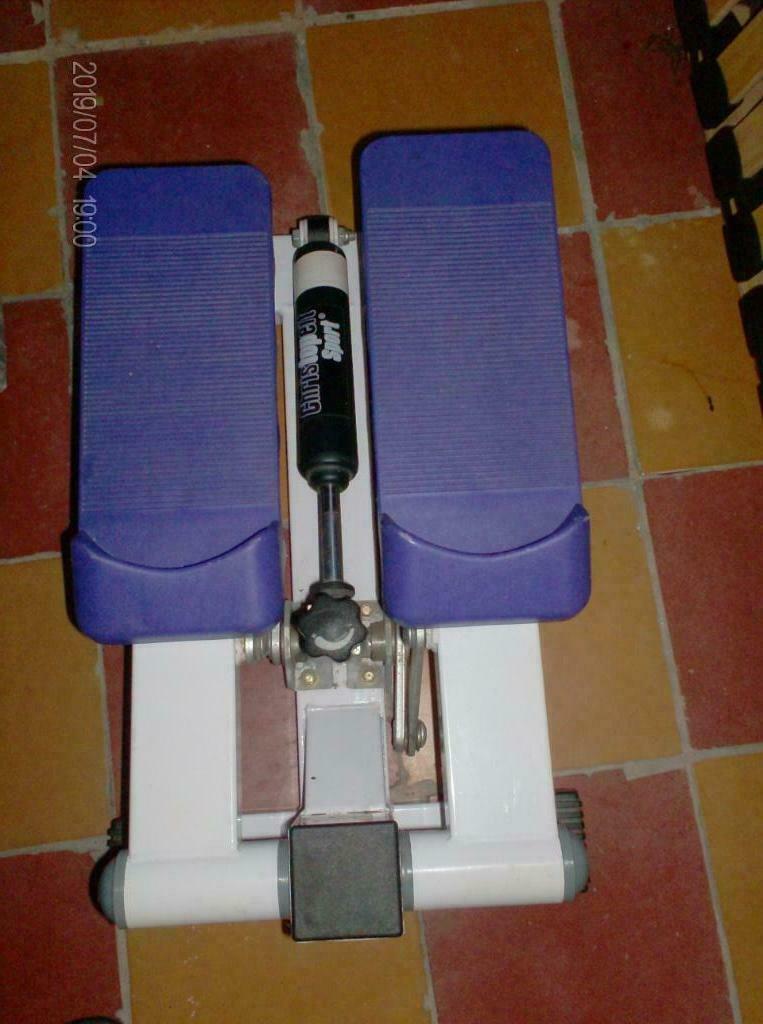 fitnes step, Ophalen, Zo goed als nieuw, Benen
